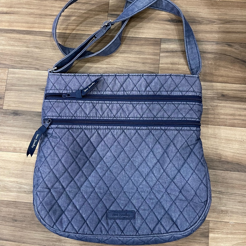 Vera Bradley triple zipper Quilted Crossbody